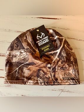 NWT Realtree Edge Reversible Hunting Beanie
